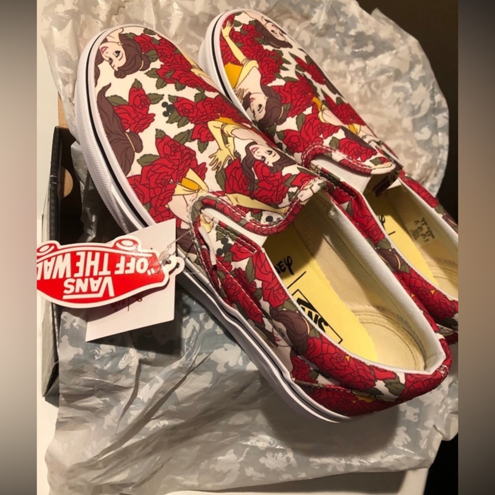 NWT Limited Edition Rare Disney X Vans Slip On Shoes featuring Belle women’s 9 - Picture 2 of 6